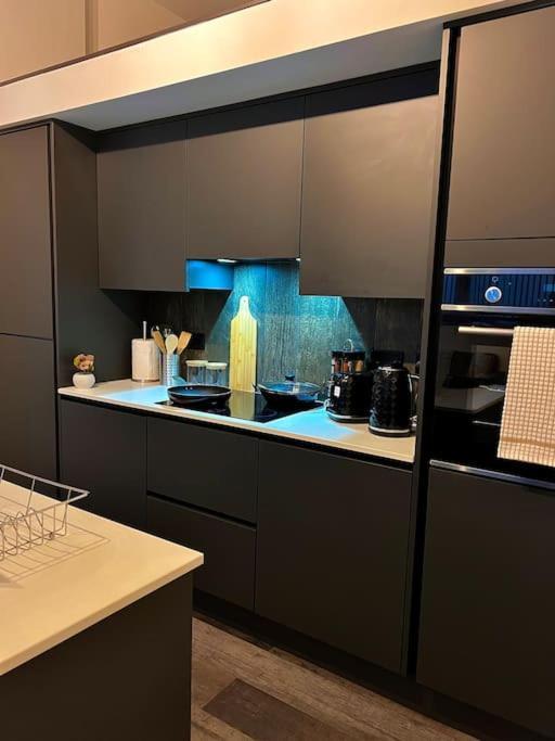 Cityzenretreat - Mezzanine Apartment Sleeps 4 Sheffield City Centre المظهر الخارجي الصورة