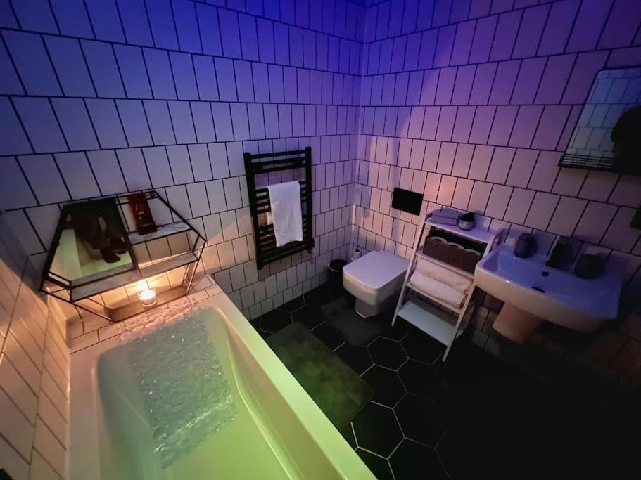 Cityzenretreat - Mezzanine Apartment Sleeps 4 Sheffield City Centre المظهر الخارجي الصورة