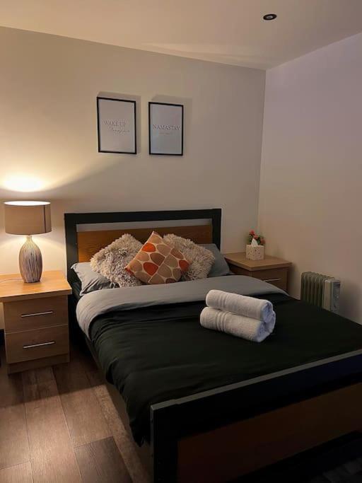 Cityzenretreat - Mezzanine Apartment Sleeps 4 Sheffield City Centre المظهر الخارجي الصورة